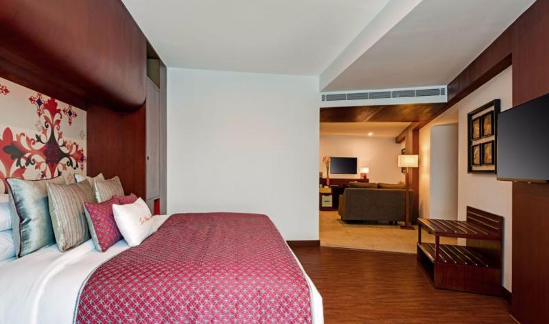 Hotel Zone By The Park, Orr, Chennai Extérieur photo