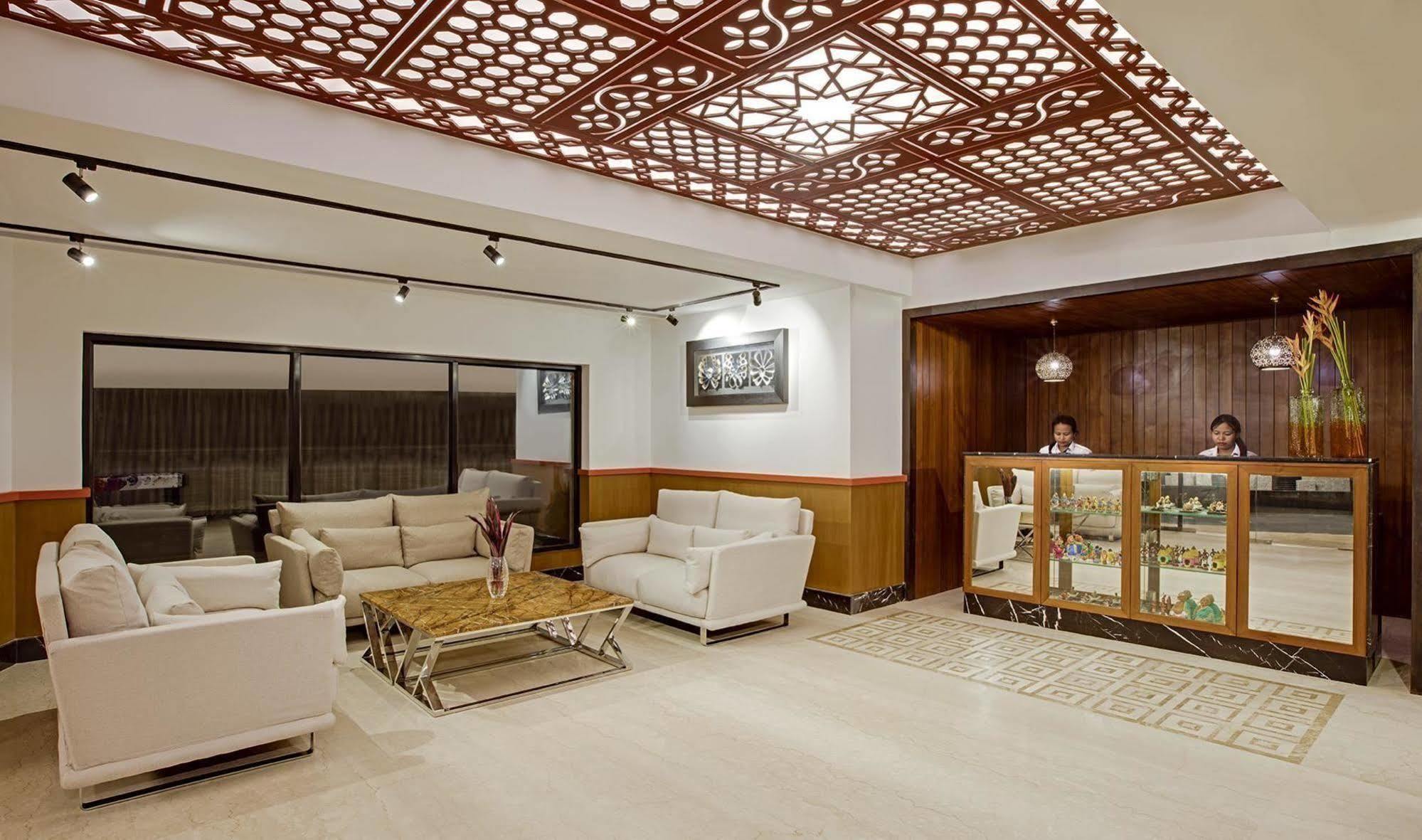 Hotel Zone By The Park, Orr, Chennai Extérieur photo